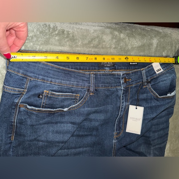 Judy Blue Dark Wash Jeans - Picture 8 of 9